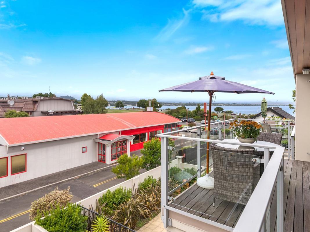 Relax On Roberts - Taupo Holiday Home Exterior foto
